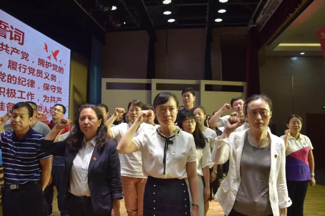 11f76bcfb3c64a35b6ff8b31f7682a9d.jpg 11f76bcfb3c64a35b6ff8b31f7682a9d.jpg