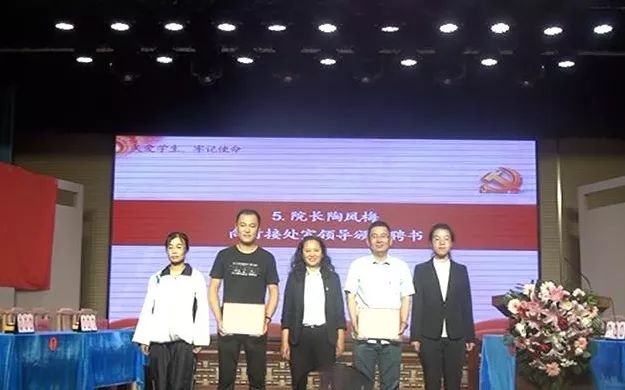 7077aa7530cb4e27a704671e2ce162be.jpg 7077aa7530cb4e27a704671e2ce162be.jpg