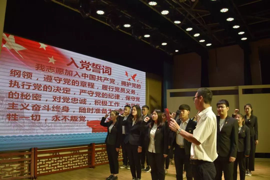 be714524031647bea9fc277d7aedd4f1.jpg be714524031647bea9fc277d7aedd4f1.jpg